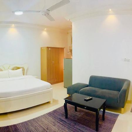Al Tharya Furnished Apartments Awqad Bayt Fadil Buitenkant foto