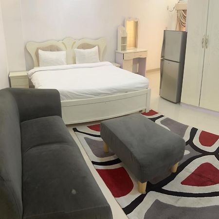 Al Tharya Furnished Apartments Awqad Bayt Fadil Buitenkant foto