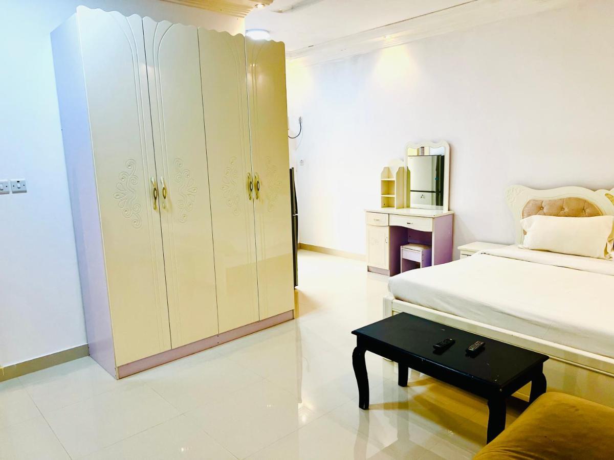 Al Tharya Furnished Apartments Awqad Bayt Fadil Buitenkant foto